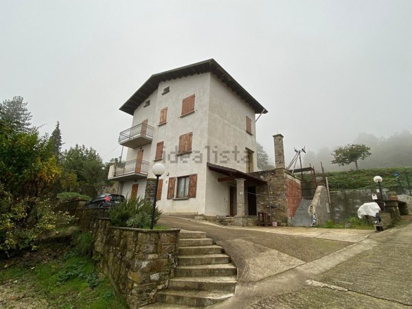 casa indipendente in vendita a Castiglione dei Pepoli in zona Sparvo