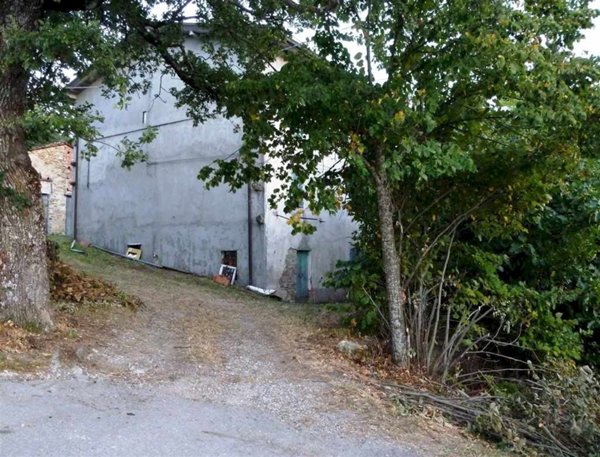 casa indipendente in vendita a Castiglione dei Pepoli in zona Creda