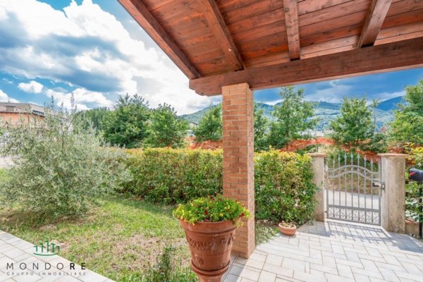 casa indipendente in vendita a Castiglione dei Pepoli