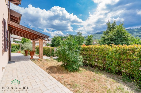 casa indipendente in vendita a Castiglione dei Pepoli