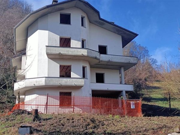 casa indipendente in vendita a Castiglione dei Pepoli in zona Baragazza