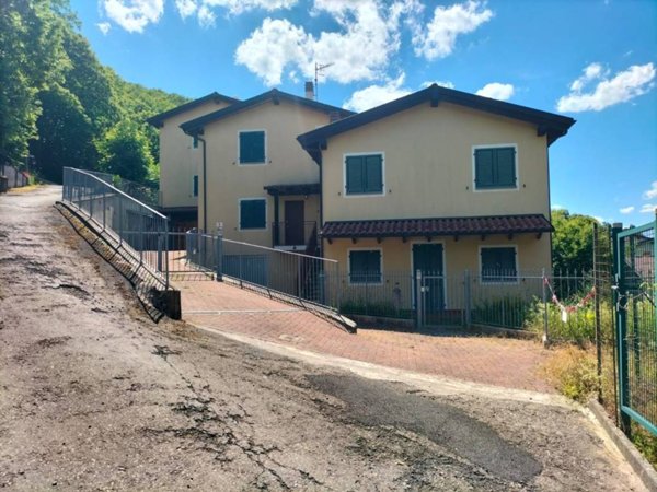 casa indipendente in vendita a Castiglione dei Pepoli in zona Ca' di Landino