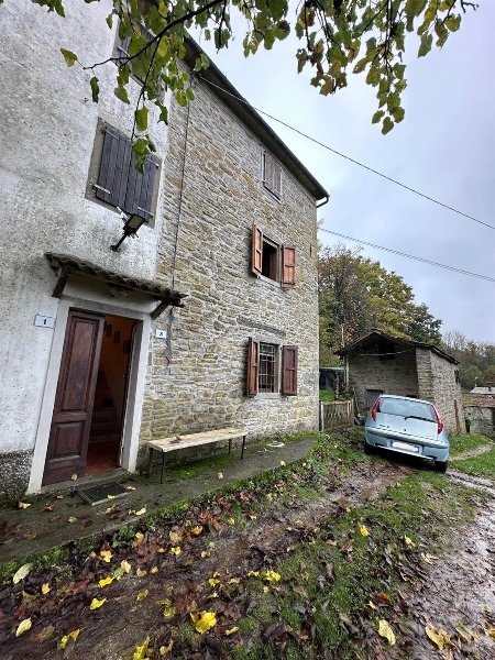 casa indipendente in vendita a Castiglione dei Pepoli in zona Roncobilaccio