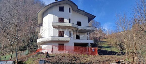 casa indipendente in vendita a Castiglione dei Pepoli in zona Baragazza