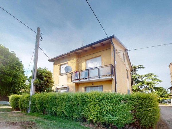 casa indipendente in vendita a Crevalcore