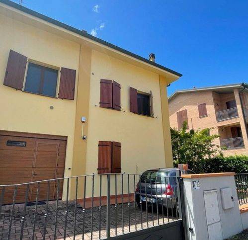 casa indipendente in vendita a Crevalcore