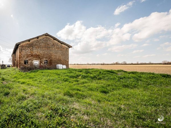 casa indipendente in vendita a Crevalcore