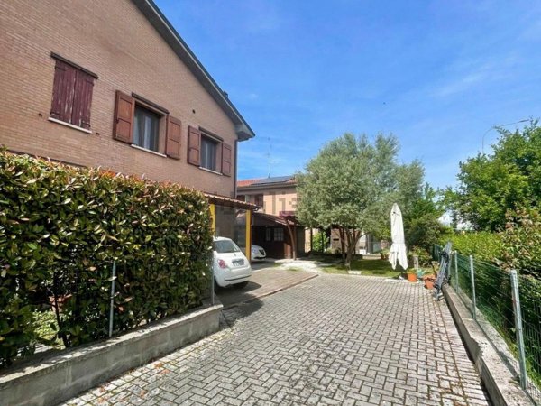 casa indipendente in vendita a Crevalcore