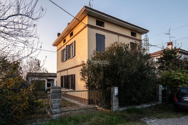 casa indipendente in vendita a Crevalcore