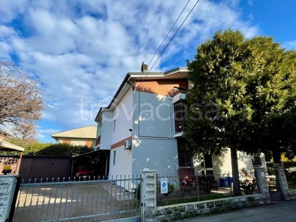 casa indipendente in vendita a Crevalcore