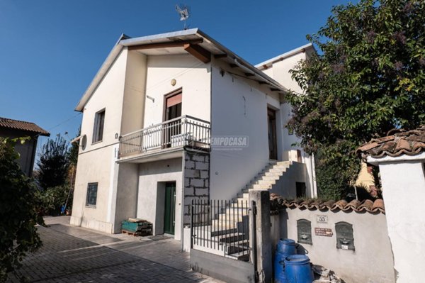 casa indipendente in vendita a Crevalcore in zona Bevilacqua
