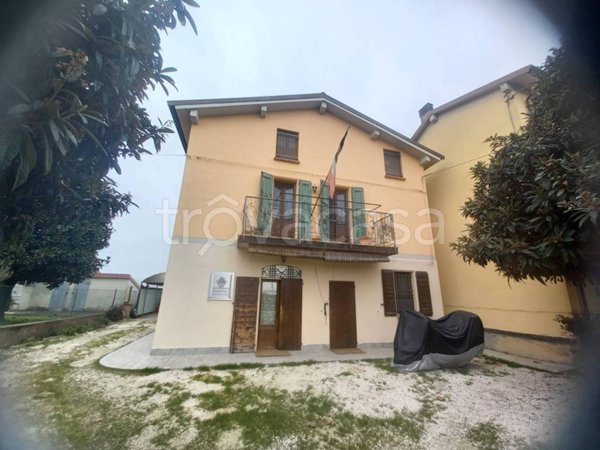 casa indipendente in vendita a Crevalcore in zona Bolognina