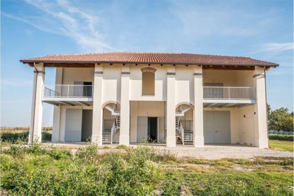 appartamento in vendita a Crevalcore in zona Bevilacqua