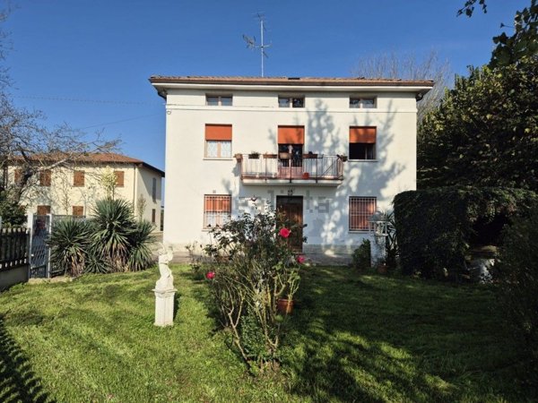 casa indipendente in vendita a Crevalcore