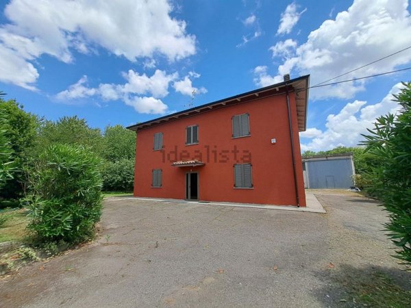 casa indipendente in vendita a Crevalcore
