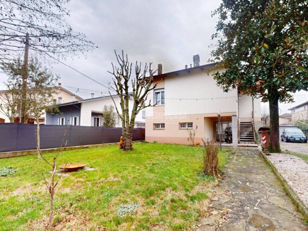 casa indipendente in vendita a Crevalcore