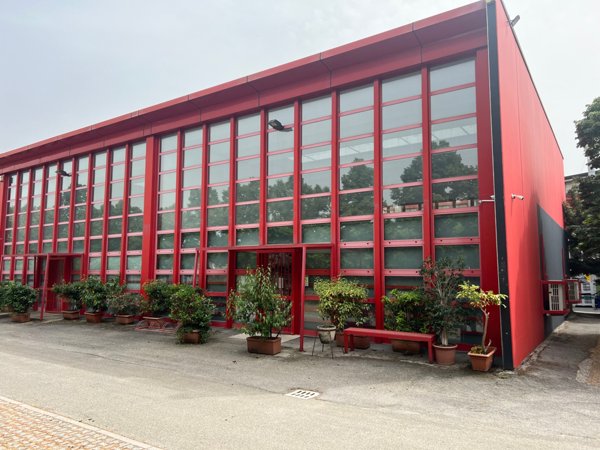 negozio in vendita a Crevalcore
