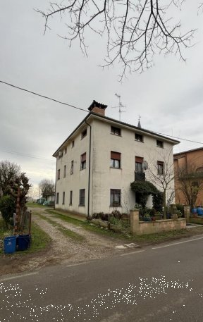 appartamento in vendita a Crevalcore in zona Caselle