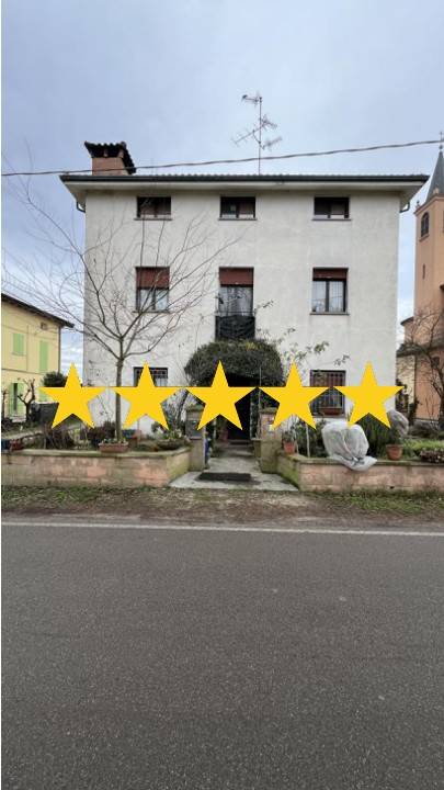 appartamento in vendita a Crevalcore in zona Caselle