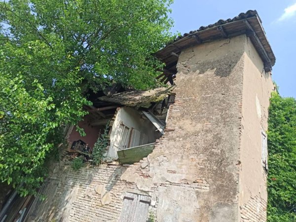casale in vendita a Crevalcore in zona Bevilacqua