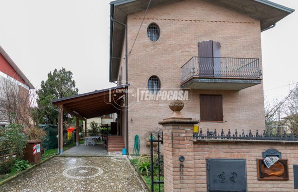 casa indipendente in vendita a Crevalcore