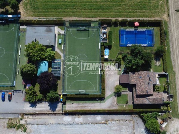 casa indipendente in vendita a Crevalcore