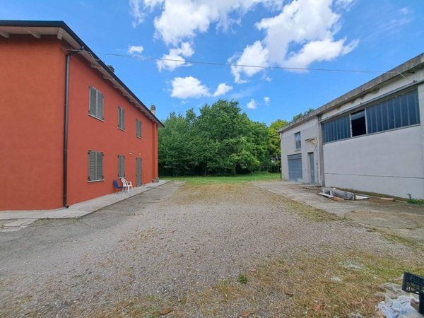 casa indipendente in vendita a Crevalcore