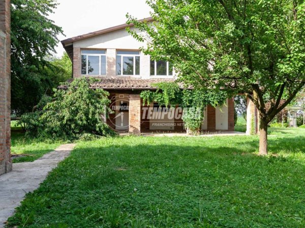 casa indipendente in vendita a Crevalcore