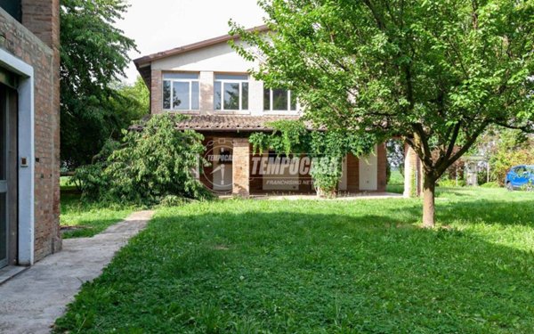 casa indipendente in vendita a Crevalcore