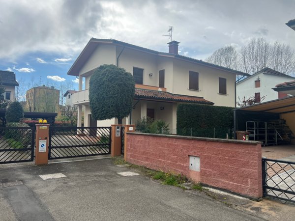 casa indipendente in vendita a Crevalcore
