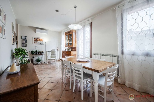 appartamento in vendita a Crevalcore in zona Bevilacqua