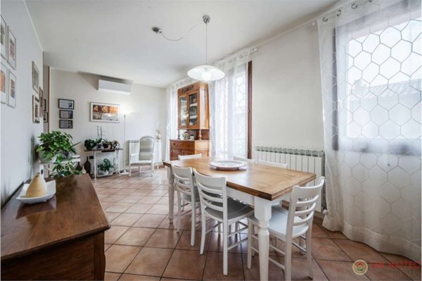 appartamento in vendita a Crevalcore in zona Bevilacqua