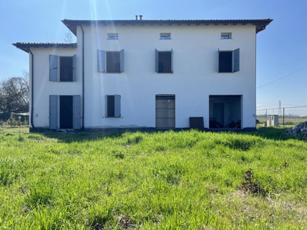 casa indipendente in vendita a Crevalcore