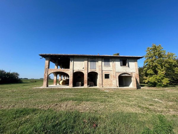 casa indipendente in vendita a Crevalcore in zona Galeazza