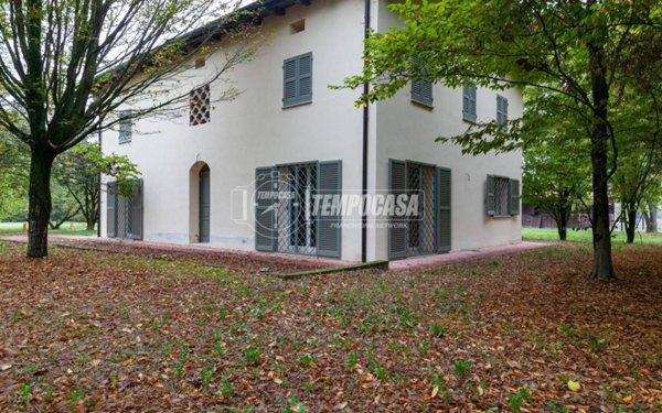 casa indipendente in vendita a Crevalcore in zona Sammartini