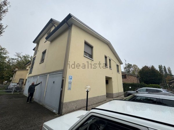 appartamento in vendita a Crevalcore in zona Caselle