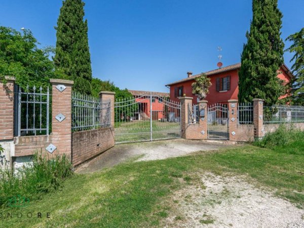 casa indipendente in vendita a Crevalcore