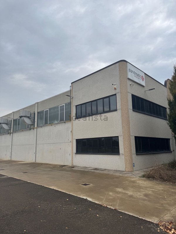 capannone in vendita a Crevalcore