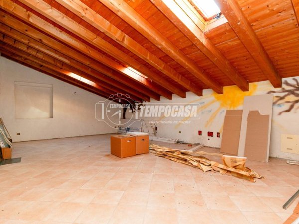 appartamento in vendita a Crevalcore in zona Caselle