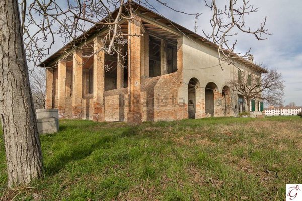 casa indipendente in vendita a Crevalcore in zona Palata Pepoli