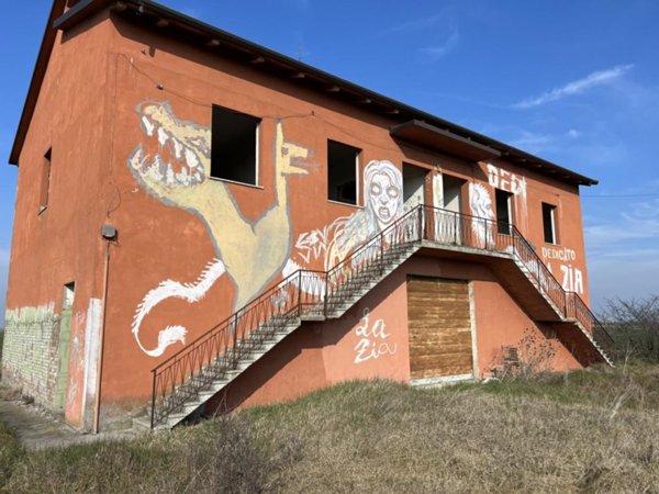 casa indipendente in vendita a Crevalcore