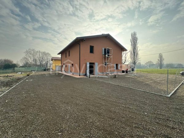 casa indipendente in vendita a Crevalcore