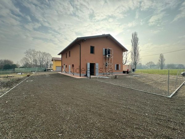 casa indipendente in vendita a Crevalcore