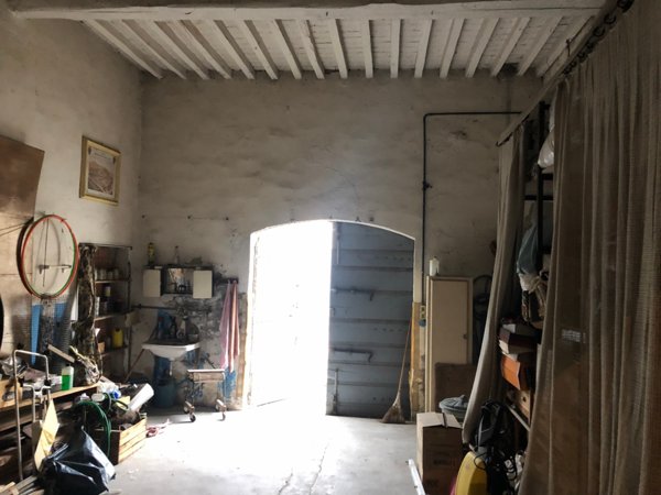 locale di sgombero in vendita a Crevalcore