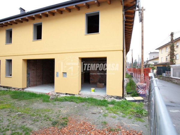 appartamento in vendita a Crevalcore in zona Palata Pepoli