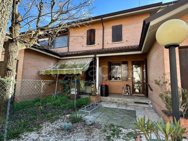 casa indipendente in vendita a Crevalcore