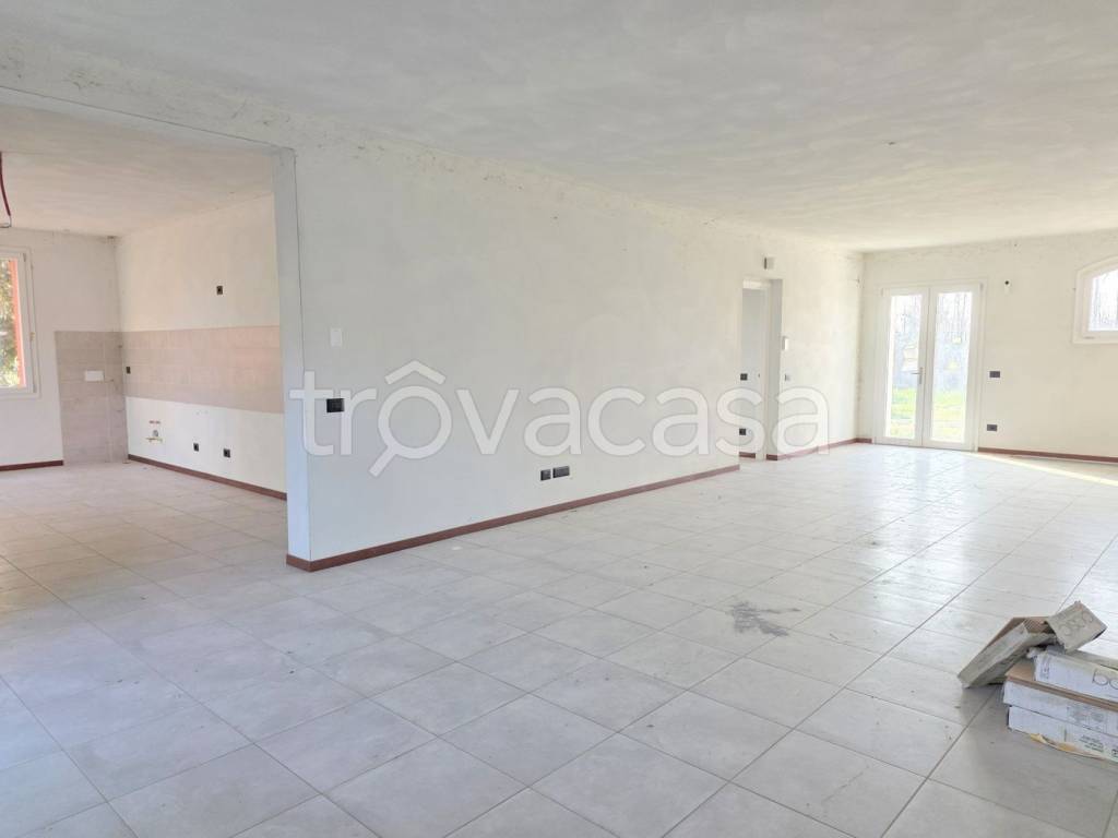 casa indipendente in vendita a Crevalcore