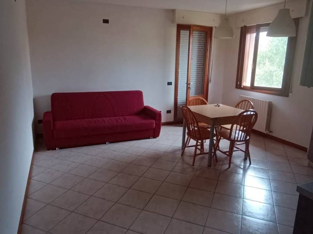 appartamento in vendita a Crevalcore in zona Caselle