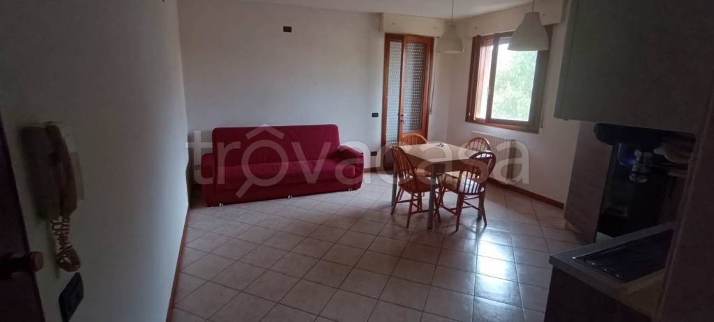 appartamento in vendita a Crevalcore in zona Caselle