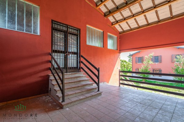 negozio in vendita a Crevalcore